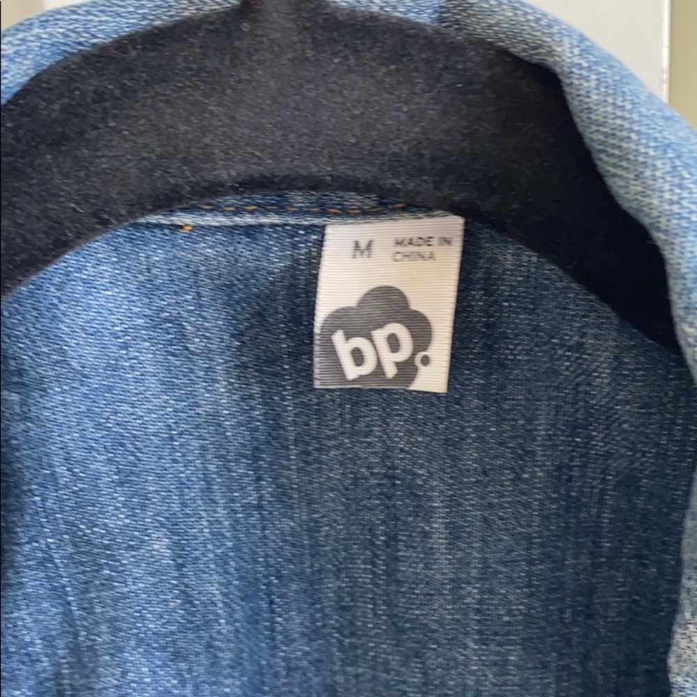 Jean jacket - Picture 3 of 3